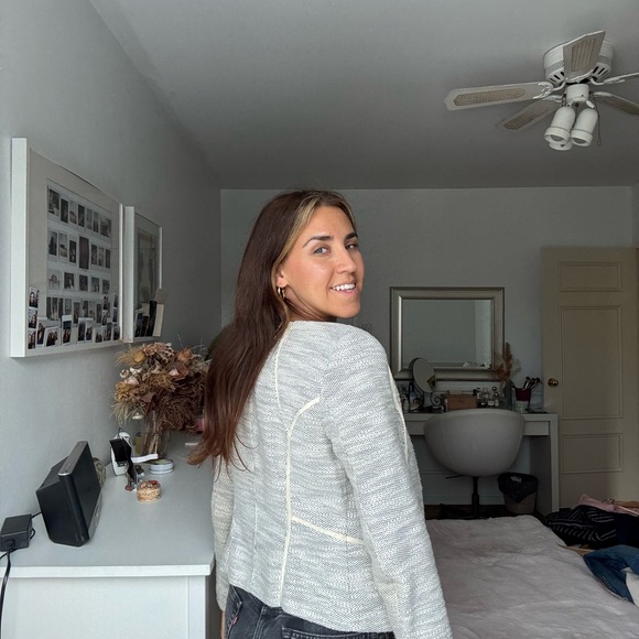 Women's Cream/Gray Jacket - Picture 2 of 3